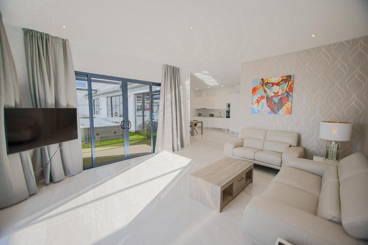 Atlantico Plaza Suite 6A - 2 Beds - 2 Baths Пуерто дел Кармен Екстериор снимка